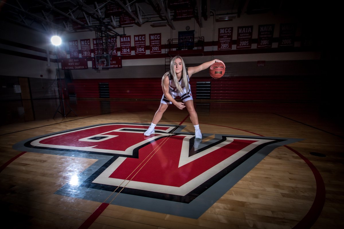 VikingAthletics's tweet photo. Shannon Pisney now holds the 2020-21 @HeartSportsNews Individual Game High of most points scored in a single game with 3⃣4⃣ points 🤩🤩 

#WalkTheTalk #HeartWBB https://t.co/nieKHcypdq