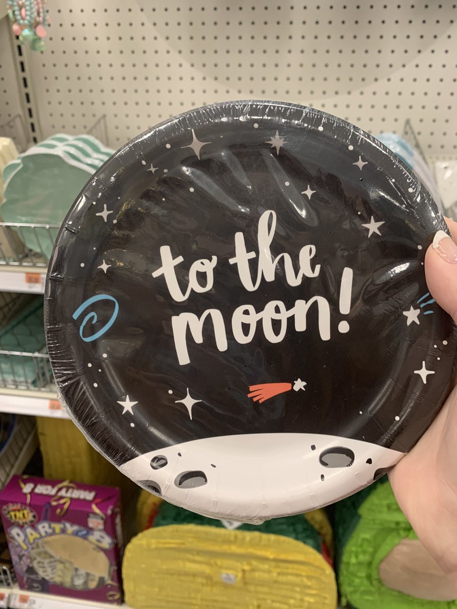 thekaitpierce's tweet photo. I saw this tonight and took it as a sign. #gamestonk #wallstreetsbets #GameStop https://t.co/i8jDunknXl