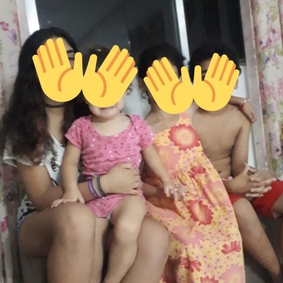leiaofixado2021's tweet photo. SOU MÃE SOLTEIRA E POR CONTA DA PANDEMIA PERDI MEU EMPREGO E COMO ESTOU SEM AUXÍLIO FUI EXPULSA DO MEU LAR COM MINHAS 4 CRIANÇAS PEQUENAS....ESTAMOS MORANDO DE FAVOR TEMPORARIAMENTE NÃO TENHO DINHEIRO PARA COMPRAR COMIDA PARA OS MEUS FILHOS. ME AJUDEM POR FAVOR ESTOU IMPLORANDO!! https://t.co/WjEWHlt8wc