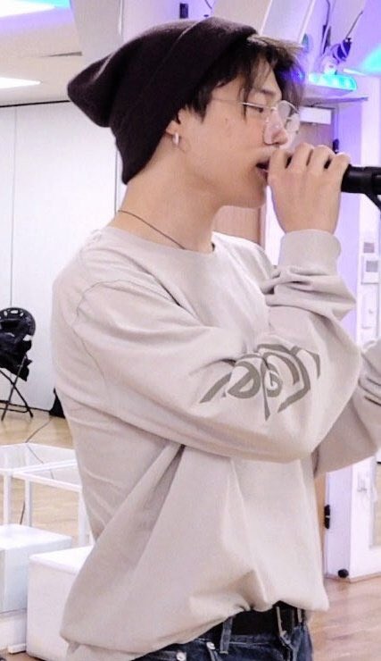 park jimin being the “it boy” boyfriend —a needed thread