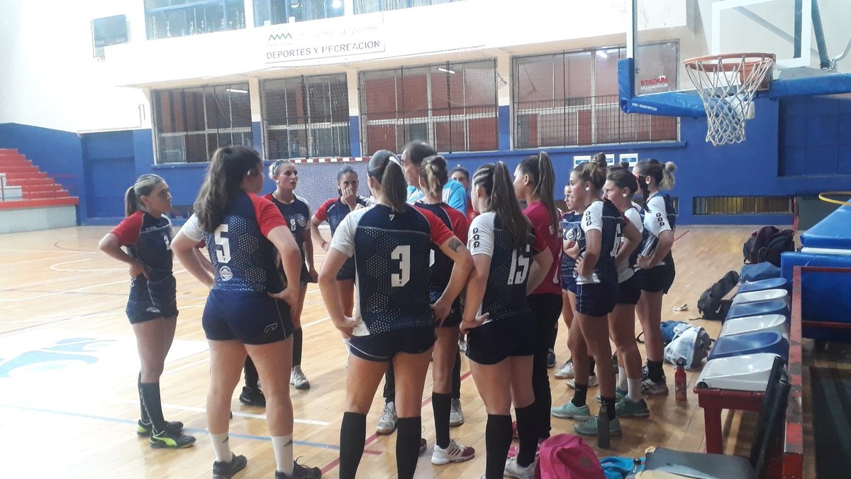 #HANDBALL 
#Amistoso #LHD 🤾‍♀️
Final de los segundos 30 minutos muy parejos.
Se vive y se nota las ganas de jugar de los Equipos después de tanto tiempo sin poder hacerlo.
<a href="/Handballmaipu1/">Handball Maipú</a> 17
<a href="/cmr_handball/">Regatas Handball</a> 15 

<a href="/sportkidsmza/">Sport Kids</a>
