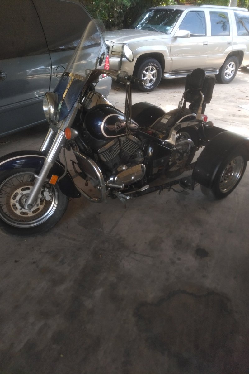 GuardianAdrian's tweet image. I heart motorcycles #SideWork #Adrian