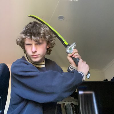 #NewProfilePic 
catch me irl blading your girl
