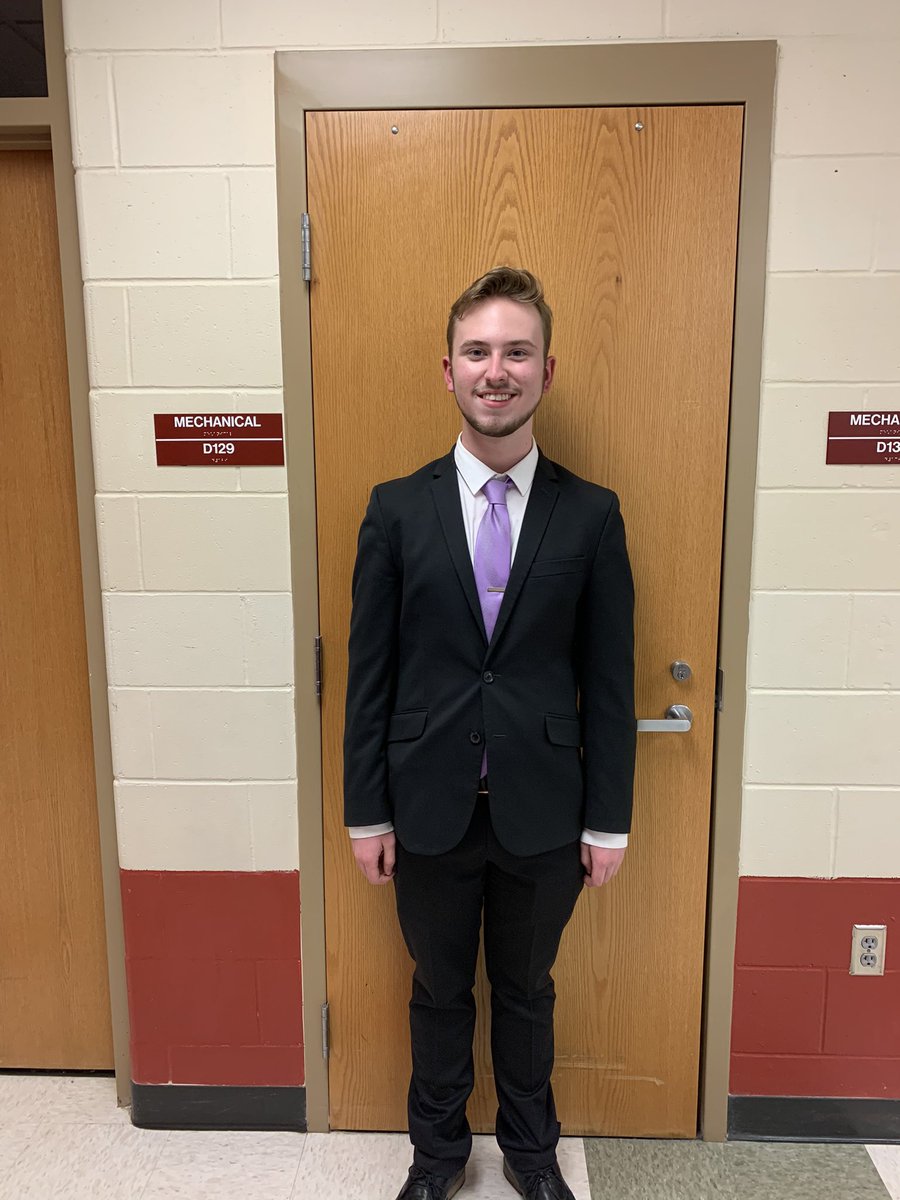Kmason2013's tweet photo. CNFL 2 is officially done!  We took 39 entries and medaled 31 including 5 GOLD medals!  Elissa Foley won Extemp, Callum Ward won Humorous, Ally Goad won Serious, Hayden Ricley won Novice Extemp, and Parker Graves won Novice Humorous! @SwedesAD @GHSSpeechCoach @lllong @GBurgSwedes https://t.co/qrAnaKVPcp