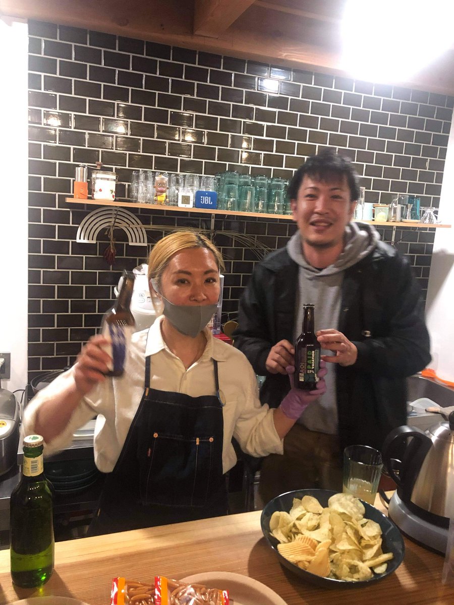 焚き火ニスト ゆーじ 仲間の静岡のutageさんではオーナーの舞さん発案で学生にカレーが奢れる券を発売中 応援してる素敵な大人がいるんだよ って教えたいんだって こちらもよろしくおねがい致します 静岡市 うたげ Utage