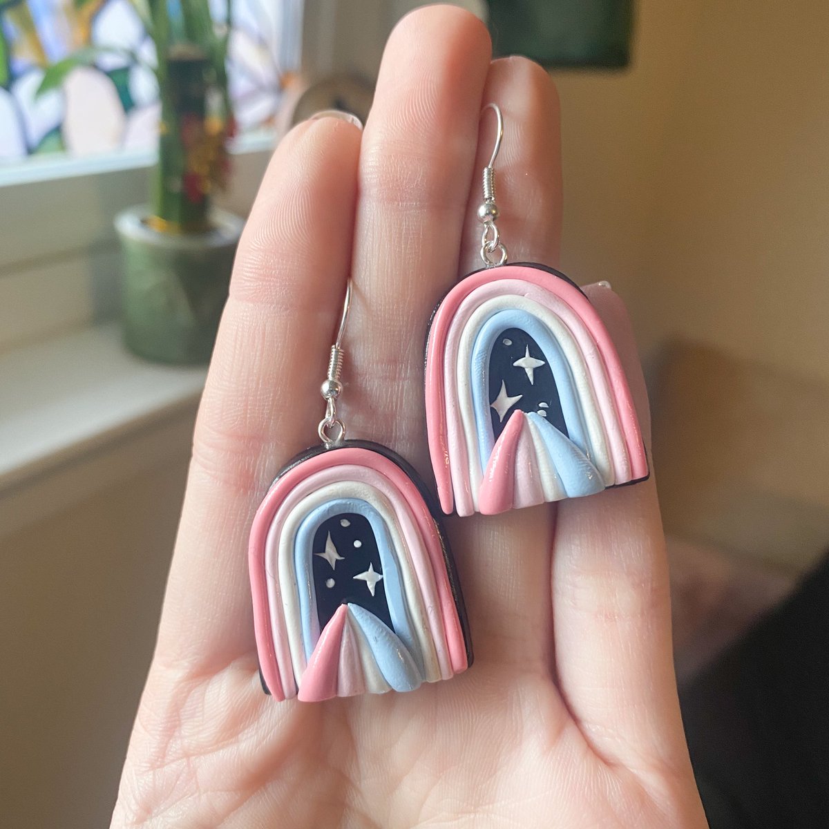 pastel rainbow arches !