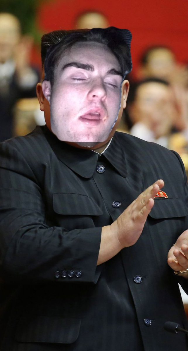 DanksHerbie's tweet photo. Kim jung poo mi pants https://t.co/TbLUYqTpkR