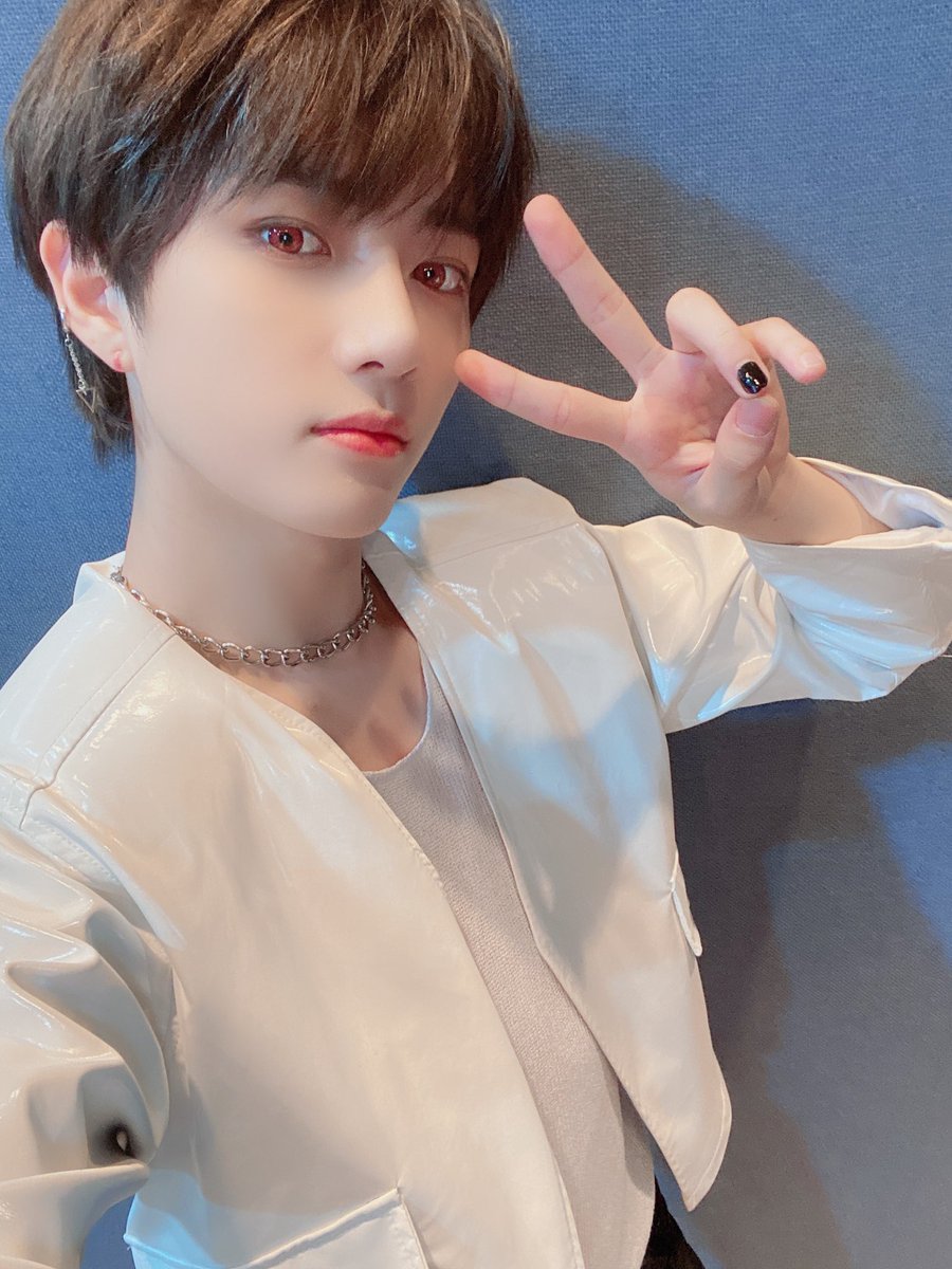 intoTXTchapter's tweet photo. one_ 𝕕𝕣𝕖𝕒𝕞 !!✨ % .一起 › evento.
˚₊·͟͟͟͟͟͟͞͞͞͞͞͞➳❥ : #NGDAACT1 #CRIMINALCB
Mandamos a Beom a disfrutar del regreso de @ofrvncesco y ld pedimos que le dé nuestras más sinceras felicitaciones porque desde hace tiempo admiramos su trabajo. 🤩 https://t.co/aHOwgLJO6c