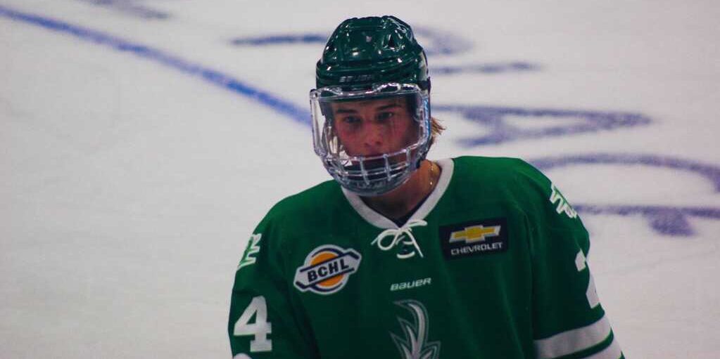 BCHLNetwork's tweet photo. Bucks at a glance: Cole Assailly

👤 | Chris Keck (@CK885) 
📰 | https://t.co/j9OOQwxgeN 
📷 | Conné Lategan / Cranbrook Bucks

#BCHLNetwork #BCHL #COVID19 #CSSHL #InteriorConference #MJHL https://t.co/cWdBIYXv96