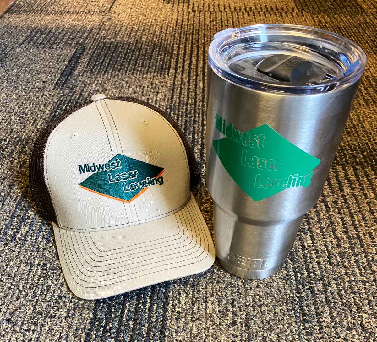 MoKanSTMA's tweet image. ‼️‼️‼️ GIVEAWAY ALERT ‼️‼️‼️

Like, retweet and follow for your chance at winning this hat and yeti from @MidwestLaser00!!

*Must be a member of MoKan STMA to win. If you are not, we can make that happen*
