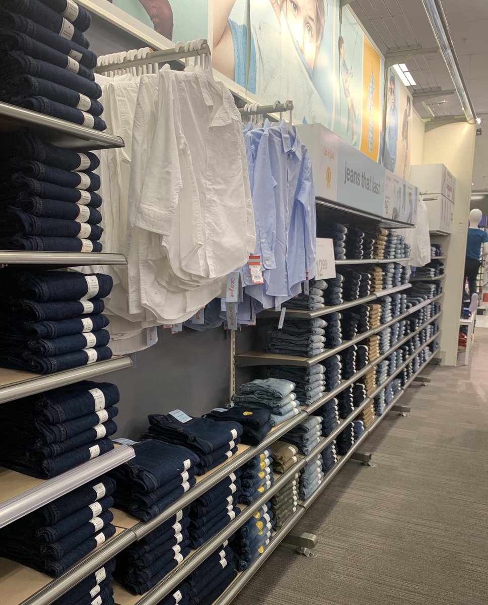 TashaunnaL's tweet photo. Love when you can have a crisp Demin wall!! Style team driving great visual standards!! #target2485 #teammakethedreamwork #demin #UT #Goodfellow #crisp #Diberville https://t.co/kqdP9VyT5P