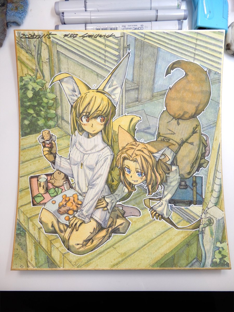 【アナログ1346:縁側のつまみ食い】帰宅した妹が姉のおやつを狙う。キャラ二人で屋外と屋内が見えて小物もある、かなりの作業量だった。
#水彩 #色紙 #狐娘