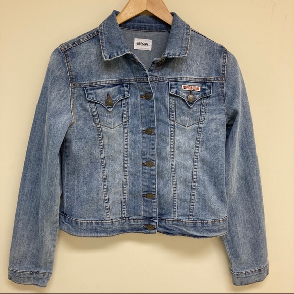 MamaJenShop's tweet photo. So good I had to share! Check out all the items I'm loving on @Poshmarkapp from @sincerelelee #poshmark #fashion #style #shopmycloset #cabi #basiceditions #hudsonjeans: https://t.co/0o2evtthxB https://t.co/MsMSIhDBog