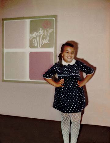 lilmissHoneyb's tweet photo. I didn't think the actress who's playing young Wendy Williams looked like her until I saw this photo 
#WendyWilliamsMovie https://t.co/kcmPYChczt
