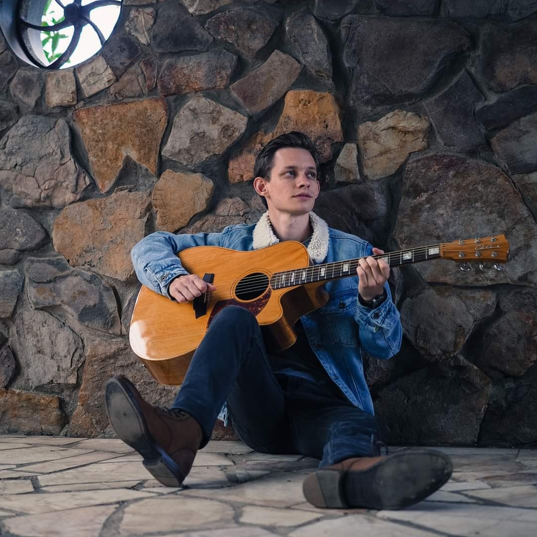 Looking forward to playing solo at Resin Brewing in Bulli next Sunday 7th February! Beers and live music - you can't go wrong ;)

<a href="/coleclarkgtrs/">Cole Clark Guitars</a>

Photo by Shay Nowicki

#bulli #wollongong #australia #brewing #brewery #music #altcountry #americana #rock #folk #singersongwriter