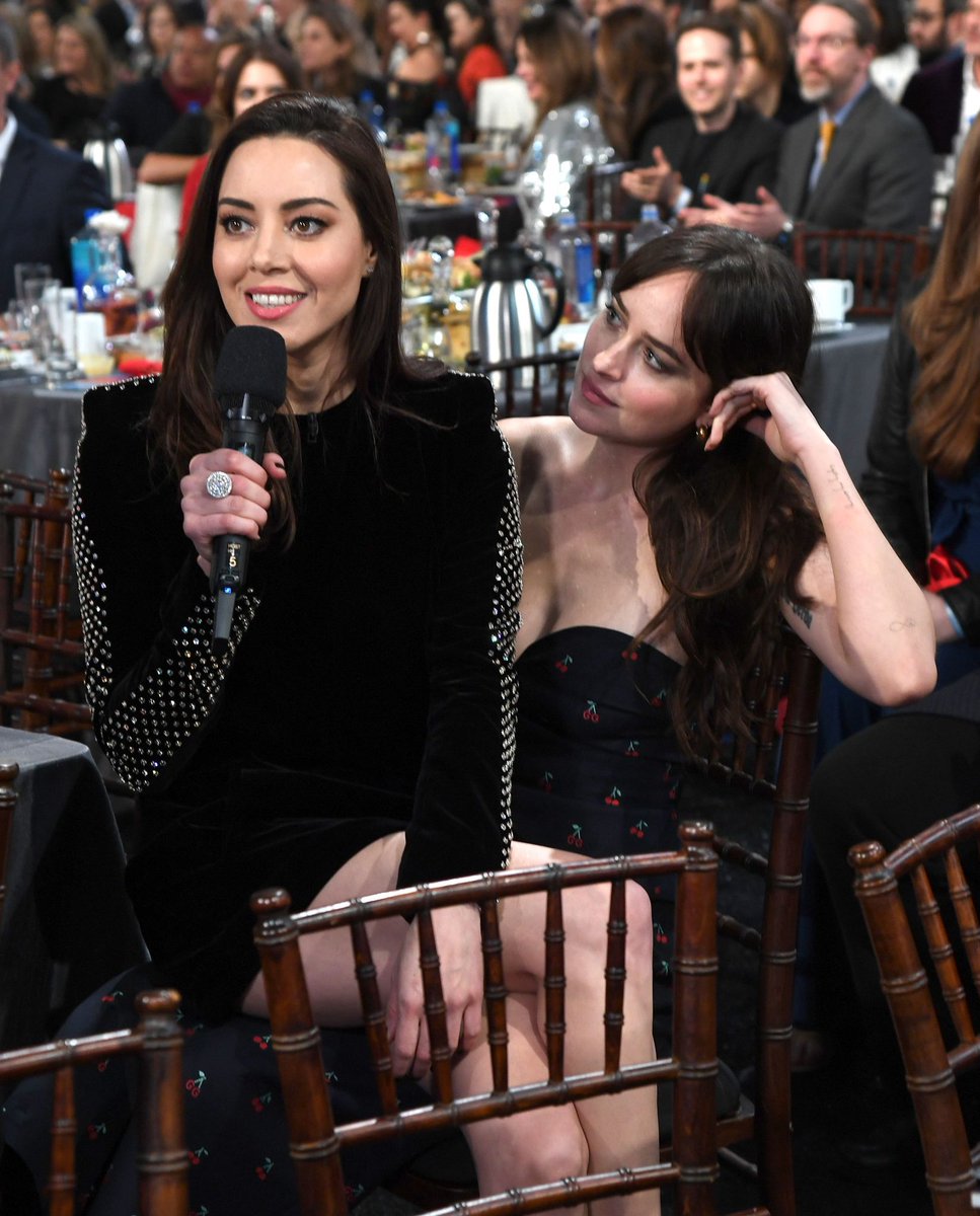 annadeathbed's tweet image. 🥰👩‍❤️‍💋‍👩I want them