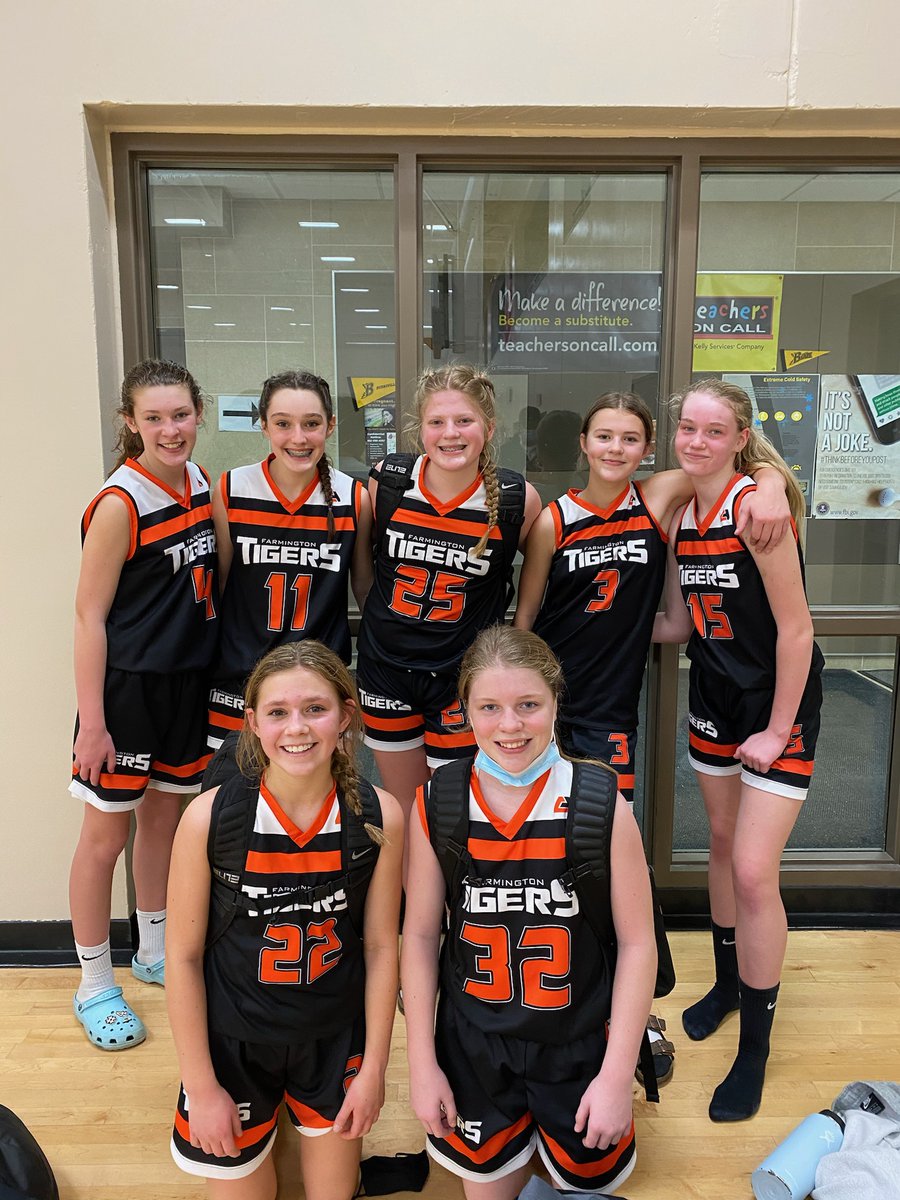 TigerCoachSarge's tweet image. Bracket 2 winner at Apple Valley Tourney!