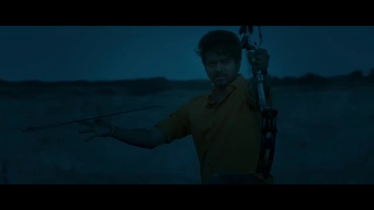 ஒரு வழிய படம் கிளைமேக்ஸ்வர போதுனு நாம சந்தோச படநம்ம ஆன்ட்ரியா இந்த படத்துல நடிக்குறாங்கனு நமக்கு மறந்துட கூடாதுனு அவங்க வர மாதிரி ஒரு வில் அம்பு பைட் சீன் வச்சி அவங்க நடிப்பு திறமய வெளி கொண்டு வந்தார் டைரக்ட்டர்.