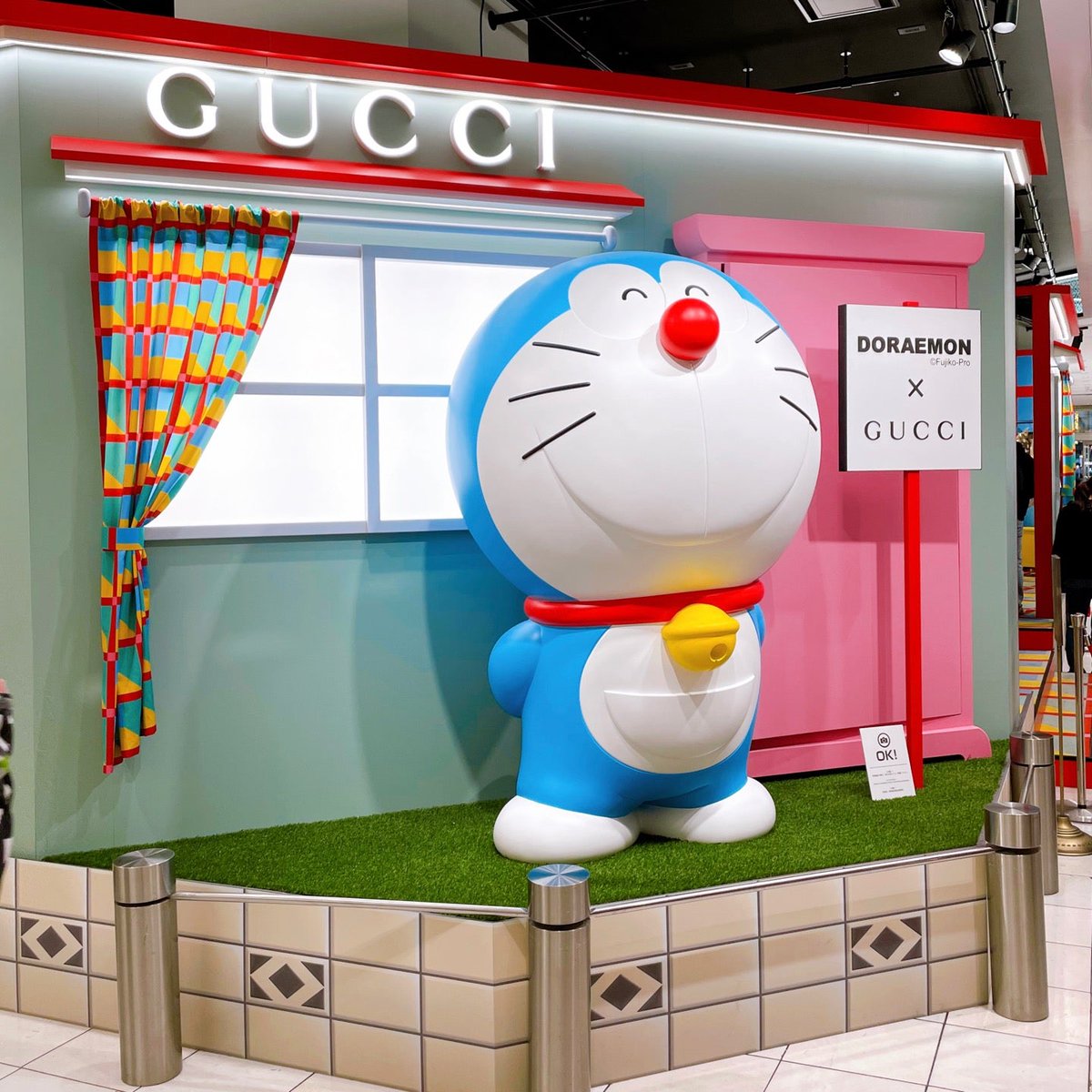 コクブカメラ Twitterissa ドラえもん Gucciのポップアップストアに来ました 伊勢丹 新宿店 In 新宿区 東京都 T Co Sdppvwbrej コクブカメラ Twitterissa ドラえもん Gucciのポップアップストアに来ました 伊勢丹 新宿店 In 新宿区 東京都 T Co Sdppvwbrej