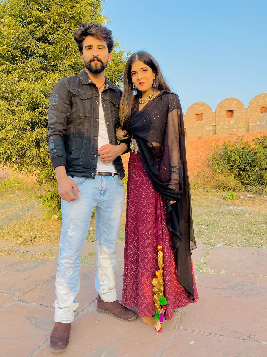 amitchhaniwala's tweet photo. @kanikabhardwajofficial 🧿

#amitchhaniwala #kanikabhardwaj #song #lie #haryana #dost #song #instagram #rajstahn #cute #jaipur #comingsoon #blast #simple #desi #photoshoot #photography https://t.co/Imvlpy0CJO