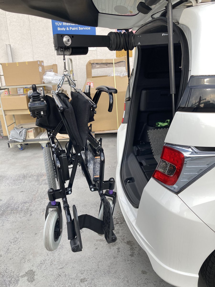 川田自動車 ホンダ フリード スパイク 車椅子収納リフト 後付の車椅子収納リフト ブラウンアビリティ製のカロリフト40を取り付けさせて頂きました 簡易電動車椅子の車への積み込みは大変です これで楽々収納 半田市 川田自動車 T Co Kymw4akjgt 川田自動車 ホンダ フリード スパイク 車椅子収納リフト 後付の車椅子収納リフト ブラウンアビリティ製のカロリフト40を取り付けさせて頂きました 簡易電動車椅子の車への積み込みは大変です これで楽々収納 半田市 川田自動車 T Co Kymw4akjgt