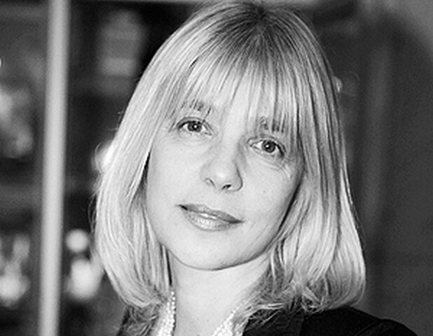 Сегодня день рождения Веры Глаголевой (1956-2017), актрисы, сценариста и кинопродюсера.«Любовь может быть рядом, постарайтесь не пройти мимо».