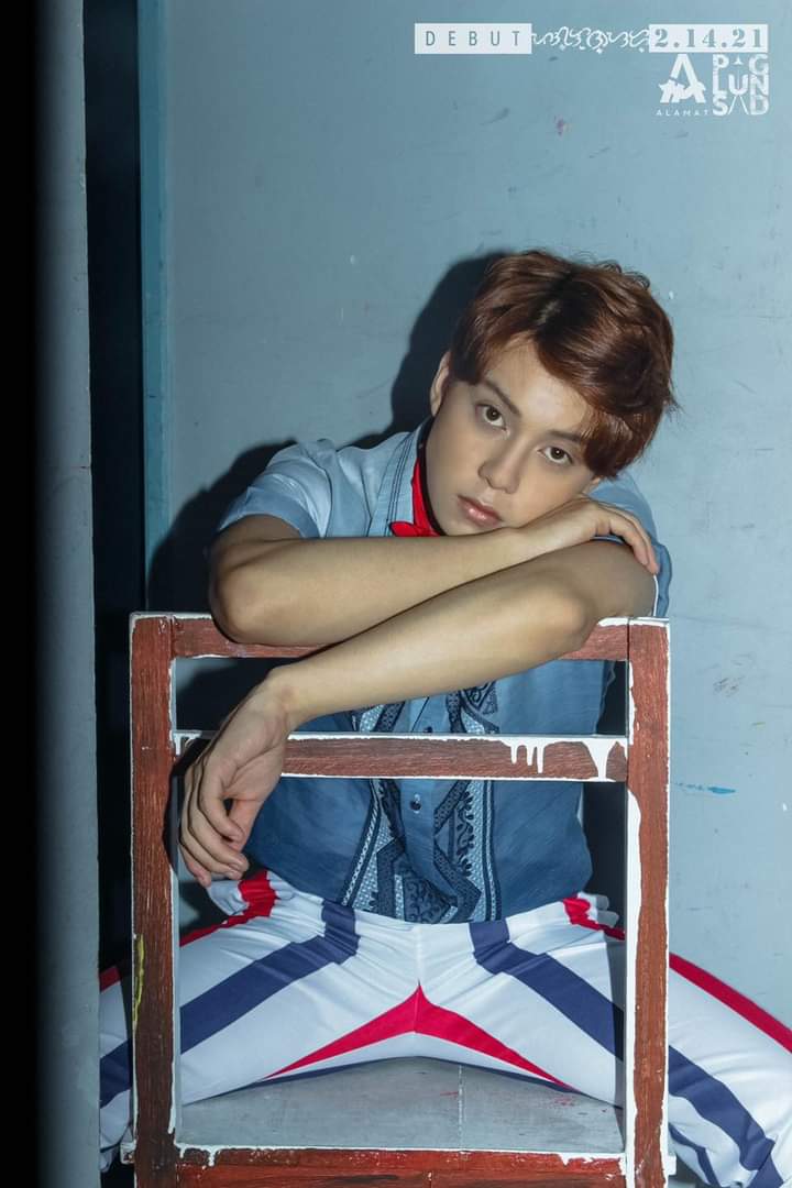 jaeya_canlas's tweet photo. Debut Concept Photo Series ::::.
KIN
Age: 20
Ethnicity: Tagalog
Hometown: Quezon City
Position: visual, lead vocalist
Debut and first official music video on FEBRUARY 14, 2021
https://t.co/90lVpmT0fH
#alamat #AlamatConceptPhotos #AlamatRoadToDebut #ALAMAT_Kin https://t.co/zResP1y4Ko