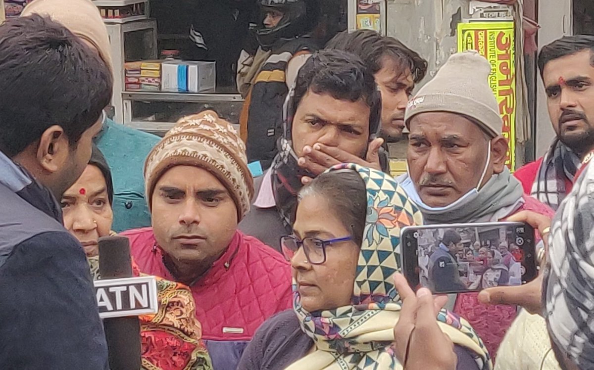 nutandevirjd's tweet photo. 111 #गोरेयाकोठी_विधानसभा  के #राजद सिपाही  किसान विरोधी काले क़ानून  के ख़िलाफ़ किसानों के समर्थन मे आयोजित मानव श्रृंखला किसान आंदोलन को नई ऊर्जा दे रहा हैं |  #राष्ट्रीय_जनता_दल  परिवार हर परिस्थिति मे अन्नदाताओं के साथ खड़ा हैं | 

#TejashwiYadav https://t.co/XXbWMrUqdg