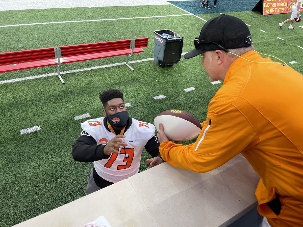 TimPayne_'s tweet photo. @TreySmith73 Privilege meeting you Sir! Thank you for giving your all for Tennessee! Your parents raised a fine young man. Thank you again for taking the time to sign my football. I wish you the best! God bless @Vol_Football @Vol_Sports #Vols #SeniorBowl #TheDraftStartsInMobile https://t.co/R9Fx7ehCMy