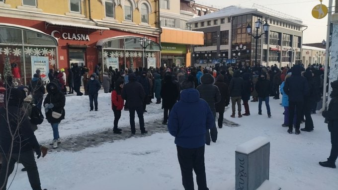 In Irkutsk, people are starting to gather