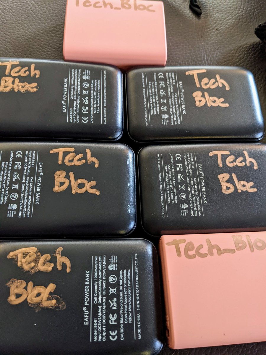 tech_bloc's tweet image. Look for the backpack antenna if you need batteries at ICE this evening.