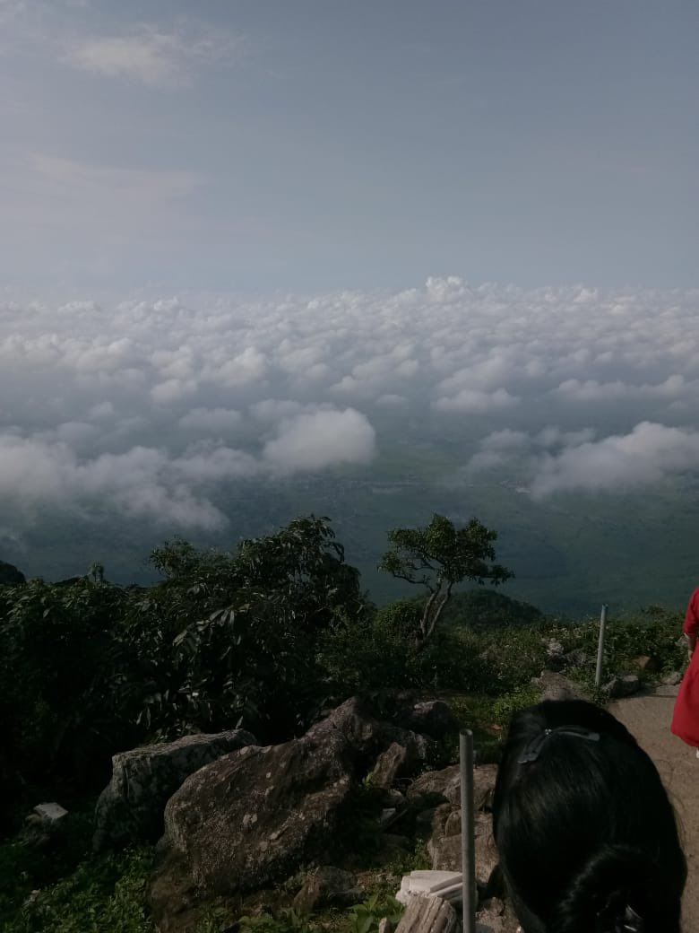 NeMo_108's tweet photo. Shikhar ji is a place where Twenty tirthankaras attained Moksha.
It is such a divine feeling to be at Shikhar Ji. 
It just can’t be expressed in words.
#ShikharJiForHolyCity 
#Jainism https://t.co/pfMQ0APtt6