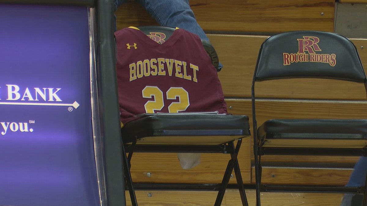 Well done to <a href="/RRAthletics/">RHS Athletics</a> &amp; <a href="/Rider_Hoops/">Roosevelt Basketball</a> for their tribute to their late alum Manny Christopher.  You couldn't miss him when he played at Roosevelt or <a href="/dwusports/">DWU Athletics</a>  because he was also so bright and having the most fun.  Feel for his family, friends and the Rider/Tiger communities