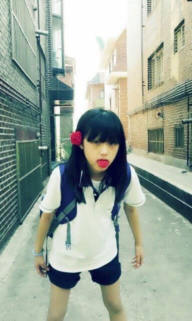 akaนาตาแชวโรมานอฟ tweet media