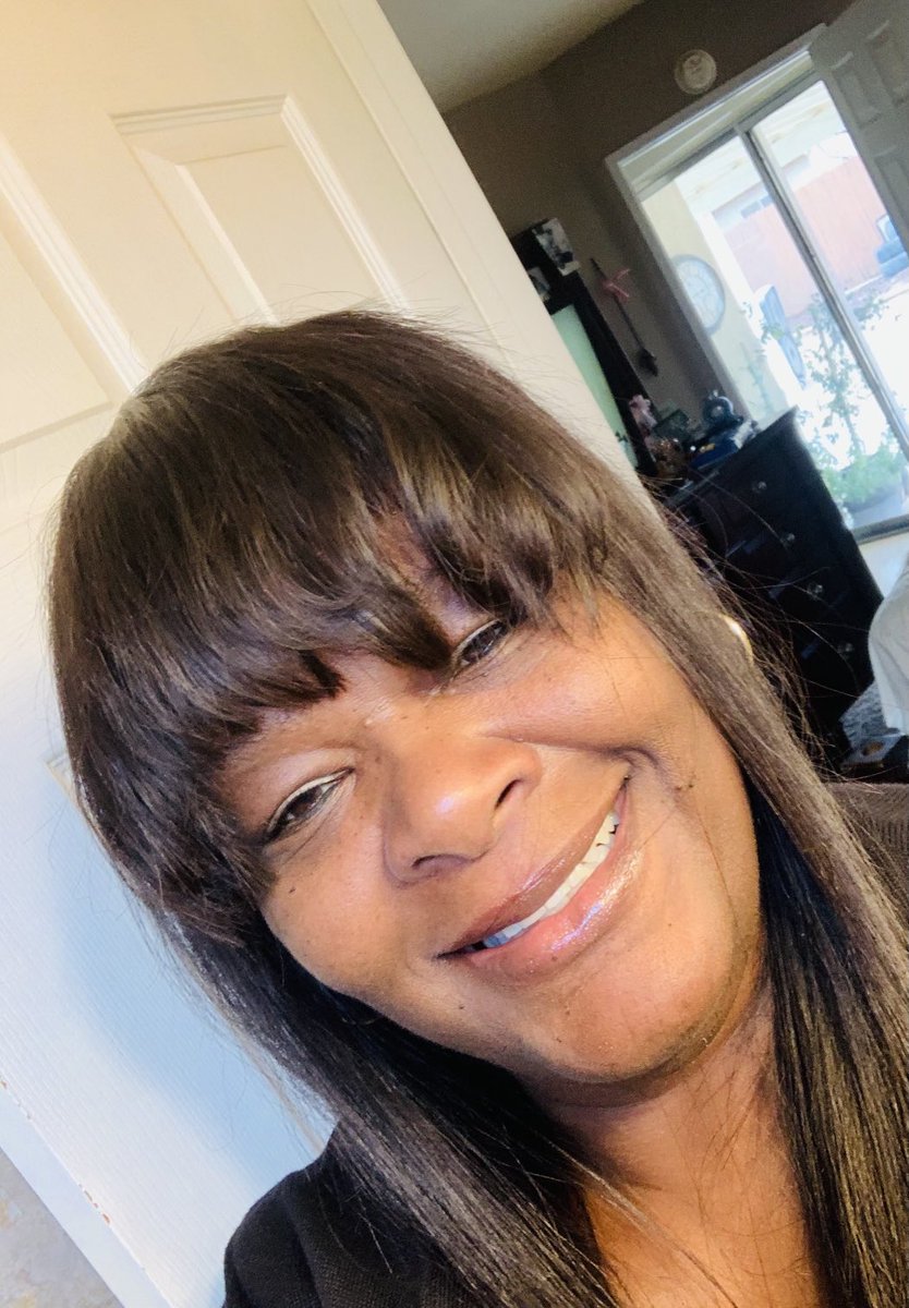 RealDeniseWhite's tweet photo. 🌷ELEGANCE🌷
IS WHEN THE INSIDE IS 
AS BEAUTIFUL AS 
THE OUTSIDE 
💜DENISE 💜
YOU GO GIRL 🥂💯 https://t.co/SchXcHtB1w