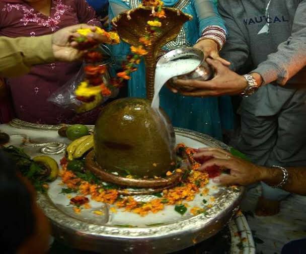Nuclear reactors work on a principle of nuclear fission and fusion which involves nucleus. Also, as i have mentioned above that jyotirlinga is symbol of light. In Shiva temples, a pot of water to continuously drip on it at regular intervals.