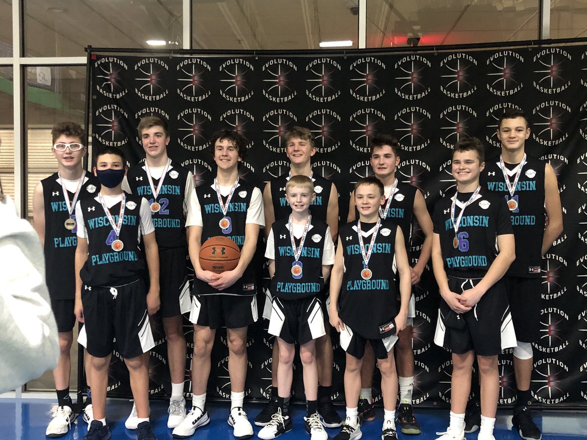 Congratulations to the Wisconsin Playground 13U/7th Grade team for winning the 2nd Annual Crossover Summit championship today. @siebs24 and @Keil_ganz have done an amazing job building this team as they prepare to represent Wisconsin well this spring & summer! #PGCFamily💜