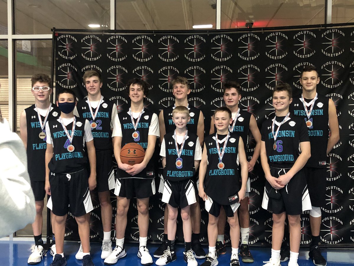 Congratulations to the Wisconsin Playground 13U/7th Grade team for winning the 2nd Annual Crossover Summit championship today.  <a href="/siebs24/">Chris Siebert</a> and <a href="/Keil_ganz/">Keil Ganz</a> have done an amazing job building this team as they prepare to represent Wisconsin well this spring &amp; summer! #PGCFamily💜