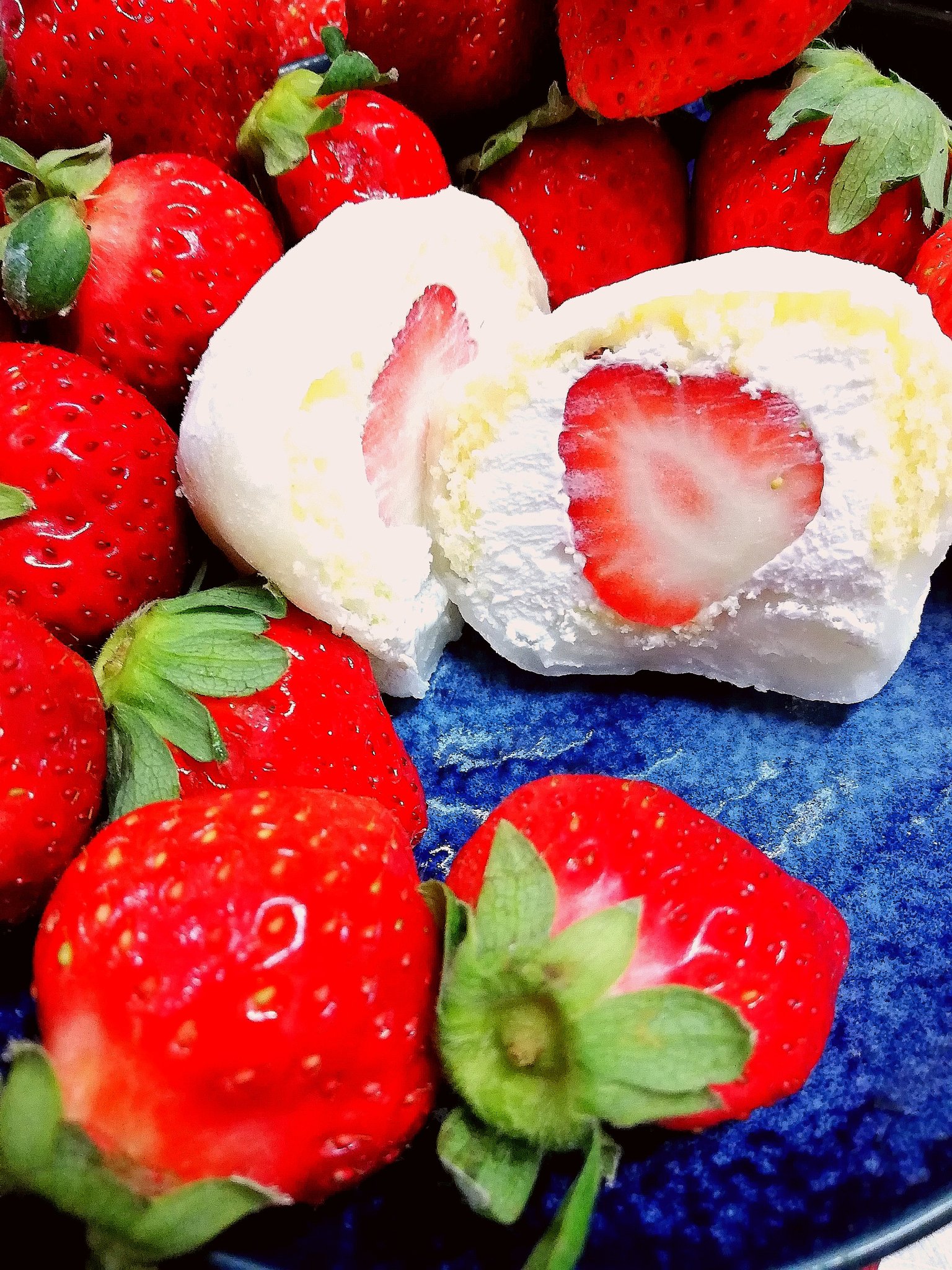 四季創菓hayashi ケーキ大福の四季創菓hayashi です 1番人気の 苺 のケーキ大福 や ガトーショコラの ケーキ大福 びっくりケーキ大福など いろんなケーキ大福を販売しています ケーキ大福のお餅は 福井県産の餅粉を使用しています ケーキ大福 四季創菓hayashi ケーキ大福の四季創菓hayashi です 1番人気の 苺 のケーキ大福 や ガトーショコラの ケーキ大福 びっくりケーキ大福など いろんなケーキ大福を販売しています ケーキ大福のお餅は 福井県産の餅粉を使用しています ケーキ大福