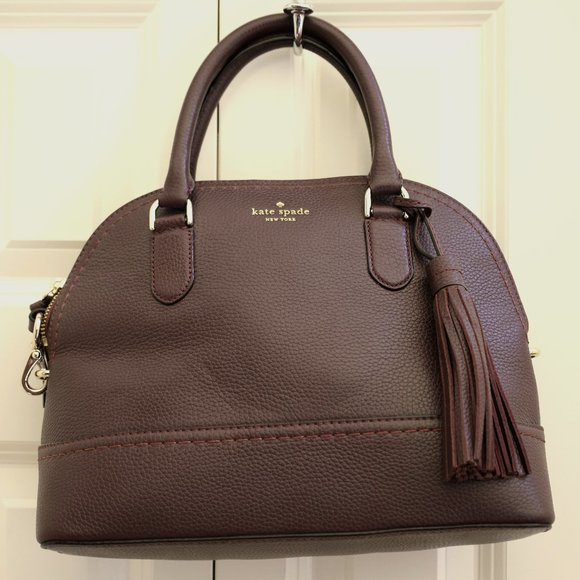 acm_fashion's tweet image. So good I had to share! Check out all the items I&apos;m loving on @Poshmarkapp from @queenpandas #poshmark #fashion #style #shopmycloset #katespade: posh.mk/6Oqj0rBfudb