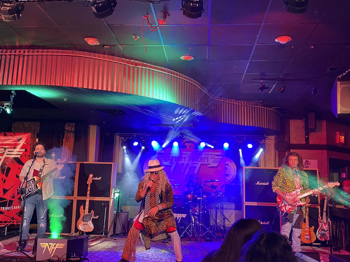 NextHalen tweet media