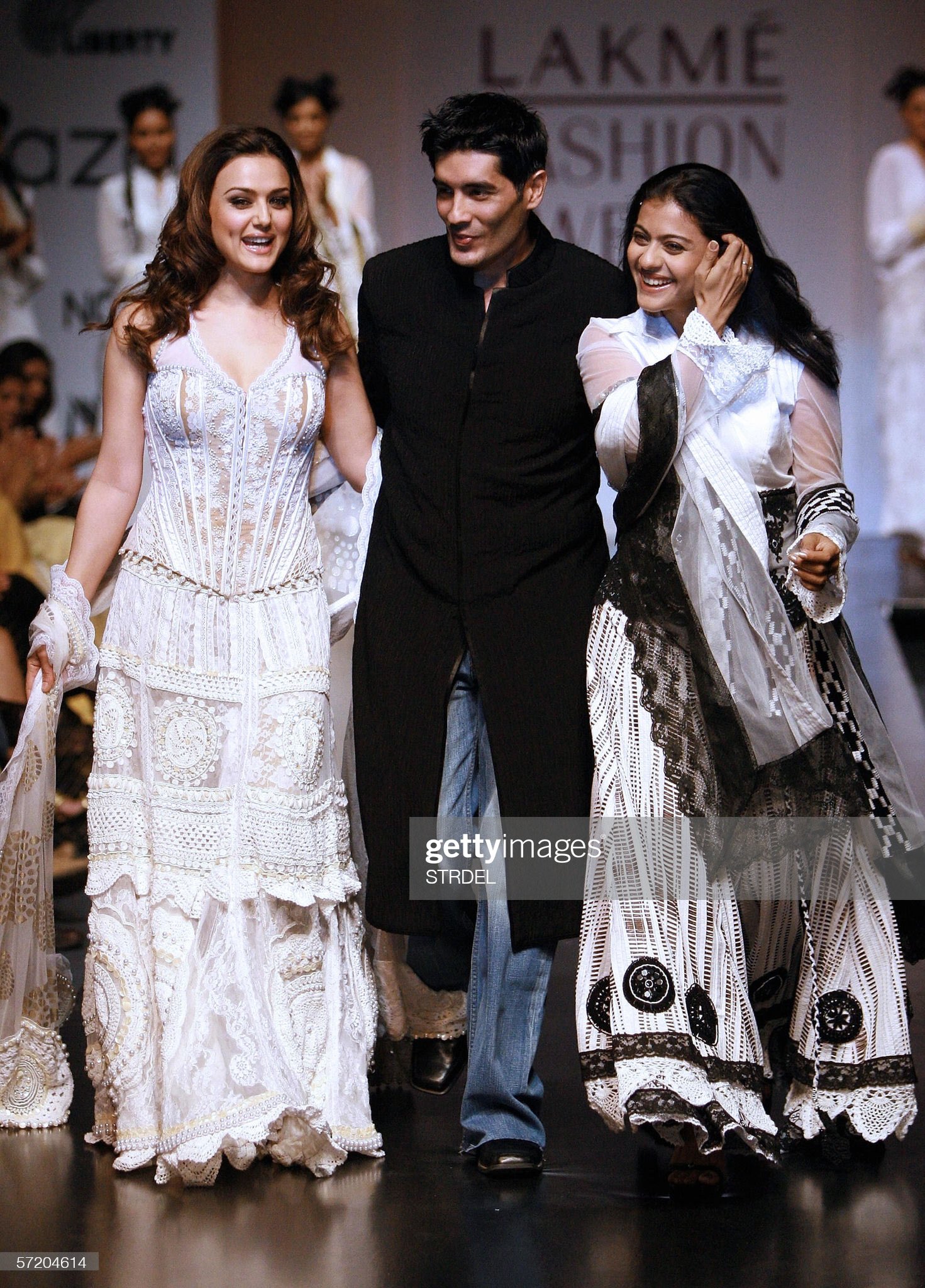 Happy birthday preity zinta 