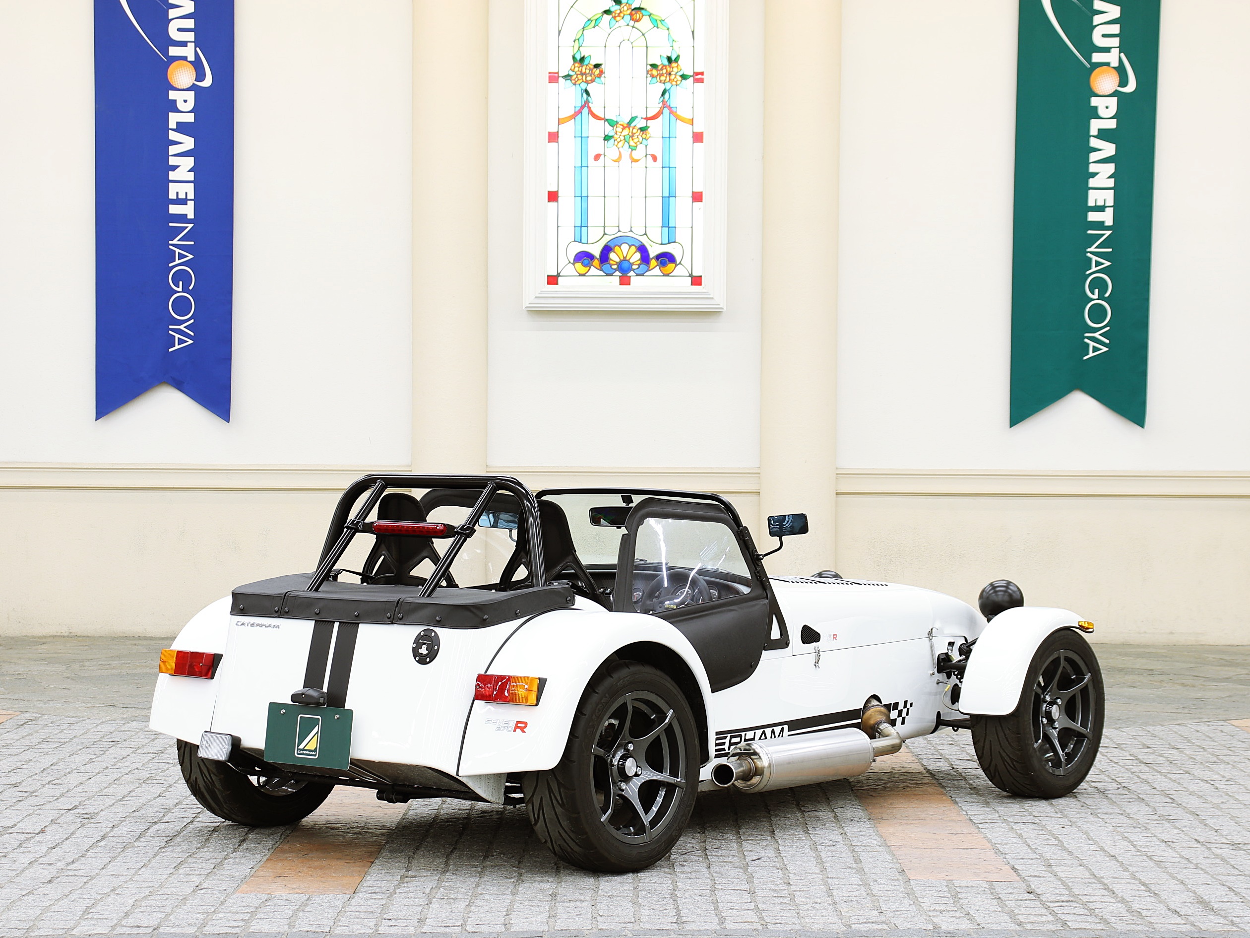 オートプラネット名古屋 車販売 修理 車検 点検 ケータハム セブン270ｒがオートプラネット名古屋に入荷致しました 是非現車をご覧くださいませ オートプラネット オートプラネット名古屋 ケータハム セブン270ｒ オープンカー