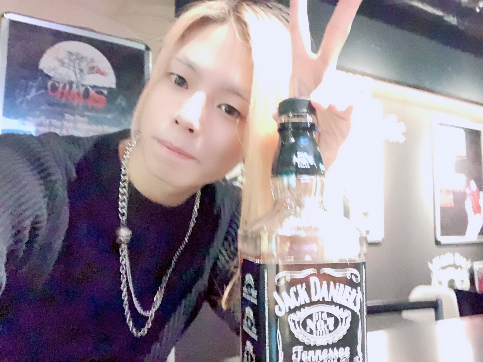 Rockaholic渋谷 3 22から完全復活 Open ロカホリ渋谷オープンしました 本日は大阪城ホールにて Onakama 21 公演 公演記念でthe Oral Cigarettes 04 Limited Sazabys Blue Encountの3バンドリクエスト大歓迎 その他関連アーティストの