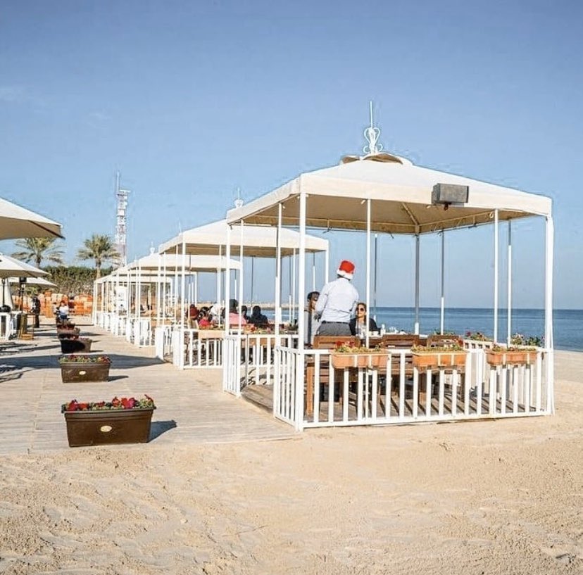 Rimalkw's tweet photo. Enjoy delicious breakfast or lunch meal at our amazing restaurants by the beach!

Who are you bringing with you?

استمتع بوجبة فطور أوغداء لذيذة في مطاعمنا الرائعة على الشاطئ https://t.co/XcKSq4KQTa