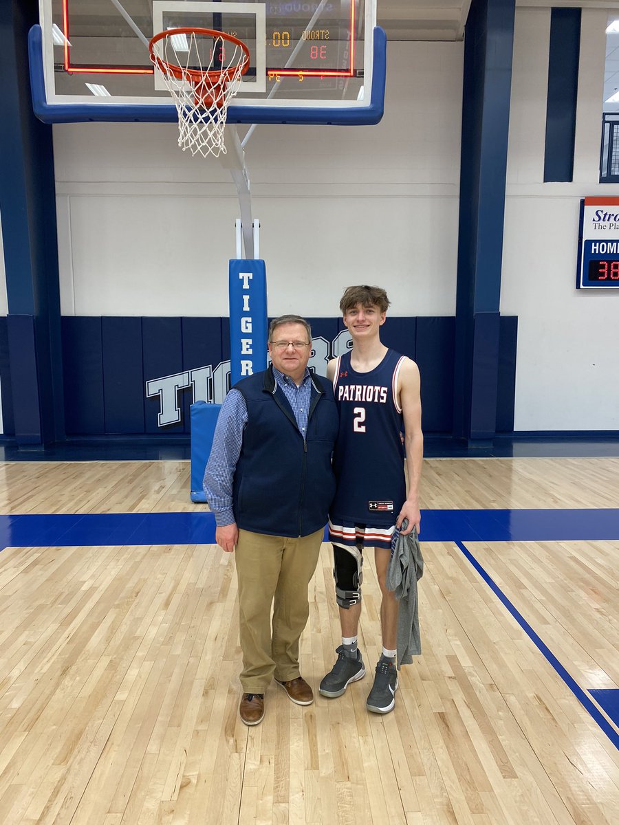 colekeith72's tweet photo. Proud of Kirk for scoring 33 points tonight in 3 qtrs &amp; becoming the 4th all time scorer in school history but even more thankful for coaches like @coachkcobbs that are so much more than coaches to kids @JamesDJackson15 @Cam_Jourdan @MattReynolds___  @PrepHoopsOK @McKinnisBryce https://t.co/SakttBZrk5