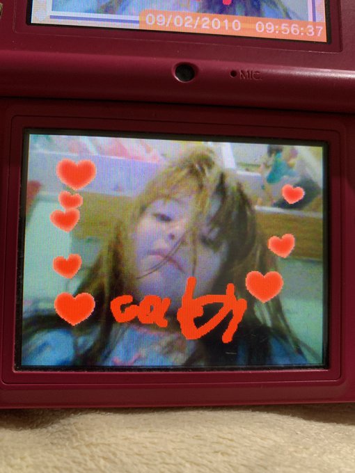 Las ni&ntilde;as que nos llegamos a tomar este tipo de fotos en el ds ahora somo unas perras sorpendentes curvil&iacute;neas<a href="/tag/newprofilepic"class="tags"><span>#newprofilepic</span></a>