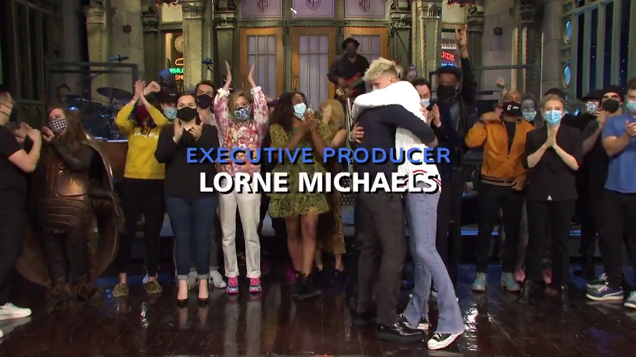 Saturday Night Live SNL on Twitter "Thank you, johnkrasinski and machinegunkelly! Goodnight