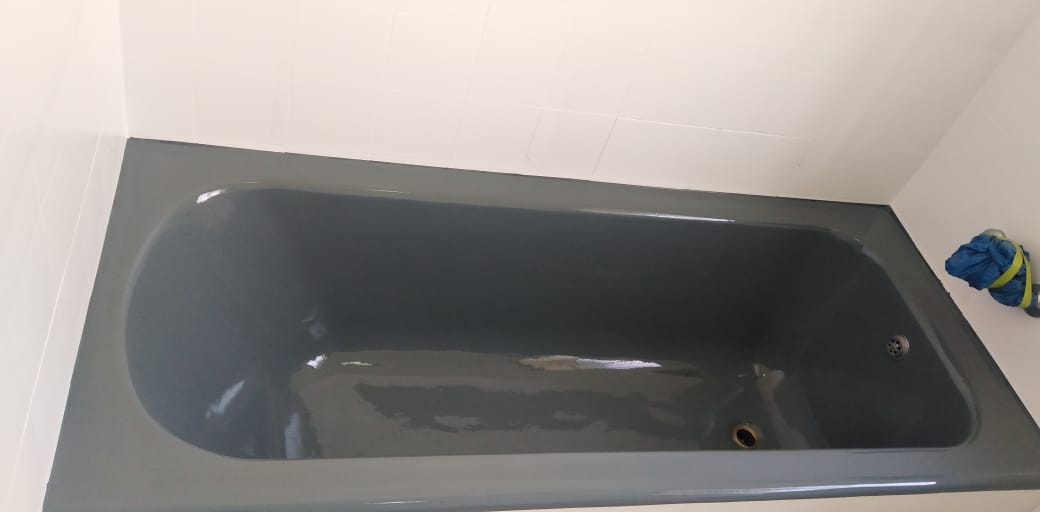MoshProject1's tweet photo. Are you worried about the cost of replacing your bathtub, basin or toilet? Do not replace, resurface and renew your home at an affordable price. With 5 year guarantee. Call/Whatsapp Nelson on: 0742801655 #scripturechallenge #stilhouttechallenge #DJSBU #WeAppreciateMakhadzi https://t.co/UIrt0I5fhk
