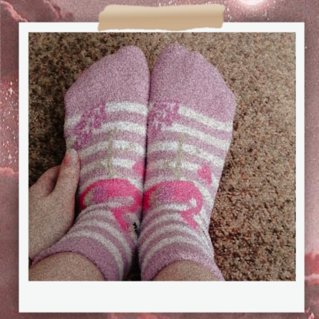 koon3shna's tweet photo. можно я просто выложу свои носочки? 🥺💞💘💞💓💝
#тнрс #голубаяпапка #носочки #socks https://t.co/yL0miHJKUF